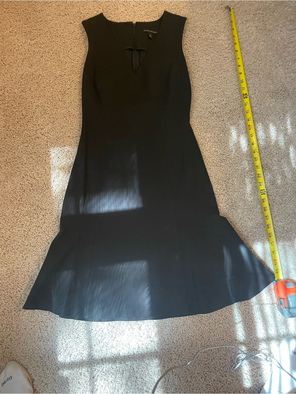 Banana Republic Black Sleeveless Midi Dress very flattering